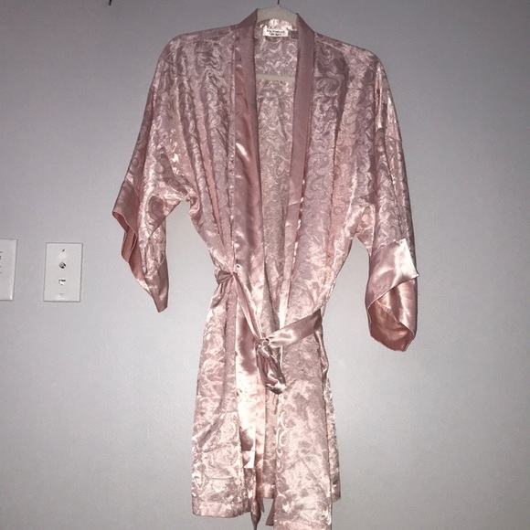 Victoria's Secret Women's Pink Robe vintage gold label - Picture 1 of 5